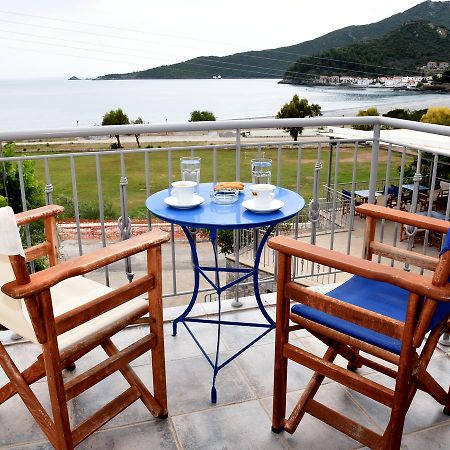 Avra Hotel Kyparission Exterior photo
